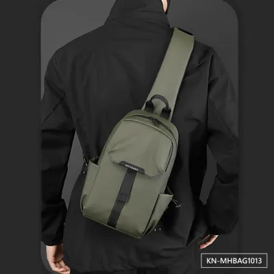 EDHE WALKER CHEST BAG